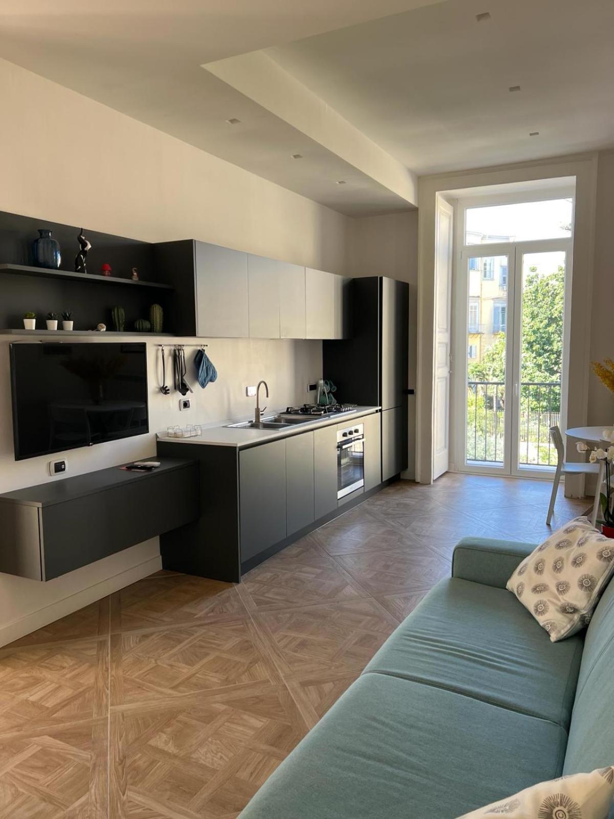 Centrantico - S. Chiara View Apartment Napoli Bagian luar foto