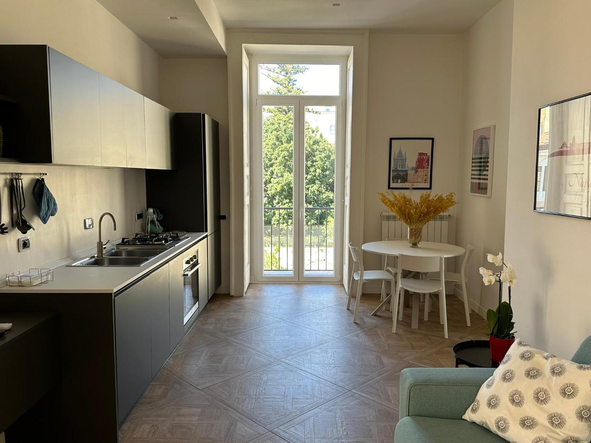 Centrantico - S. Chiara View Apartment Napoli Bagian luar foto