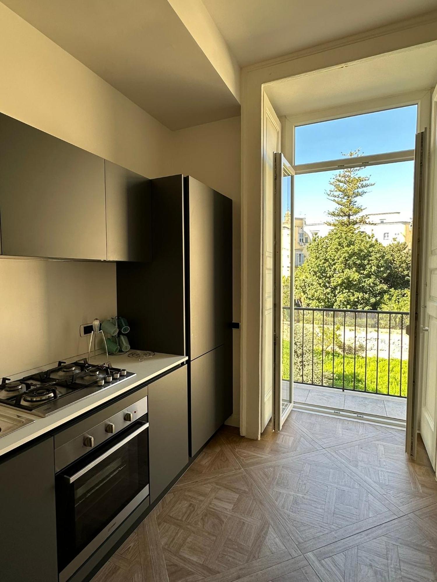 Centrantico - S. Chiara View Apartment Napoli Bagian luar foto