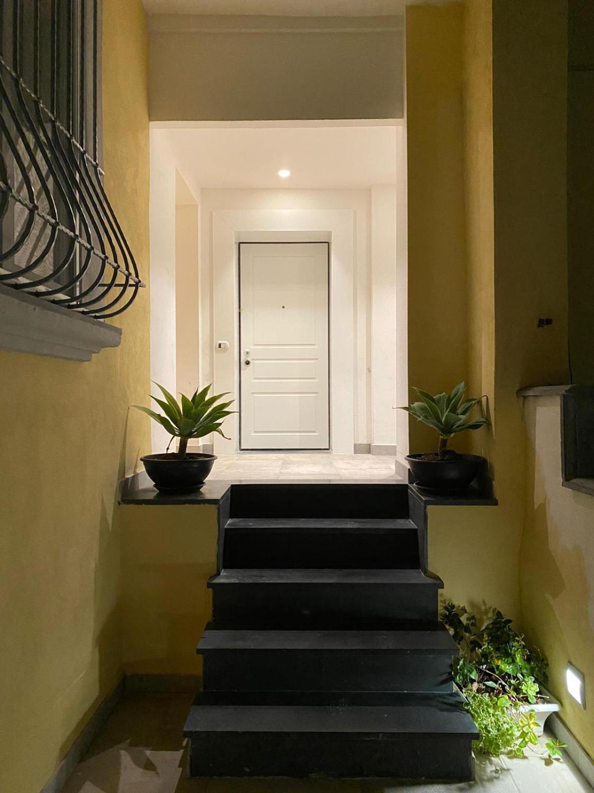 Centrantico - S. Chiara View Apartment Napoli Bagian luar foto